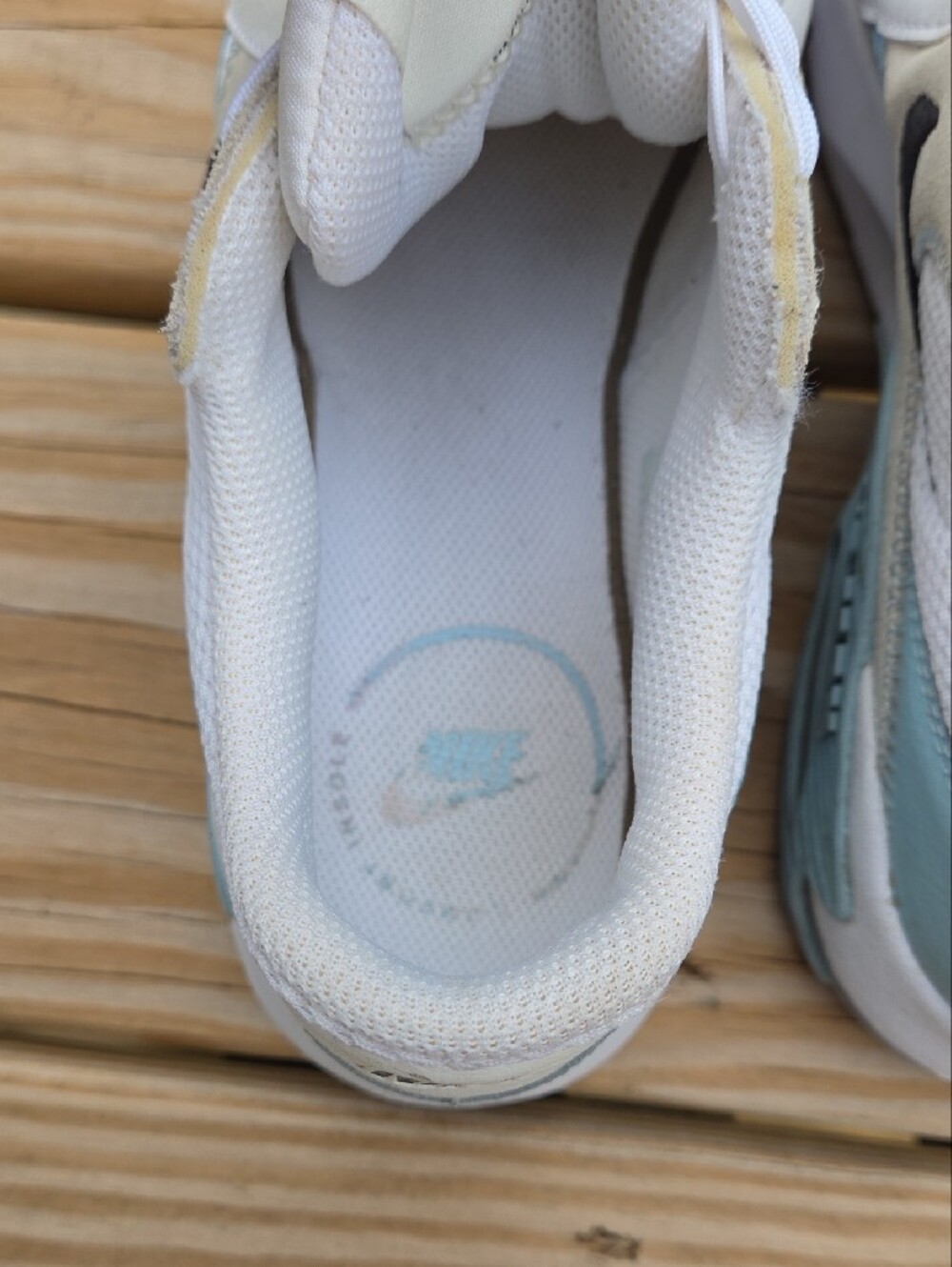Nike White and Light Blue Air Max Sneakers with Black Swoosh - Picture 6 of 9
